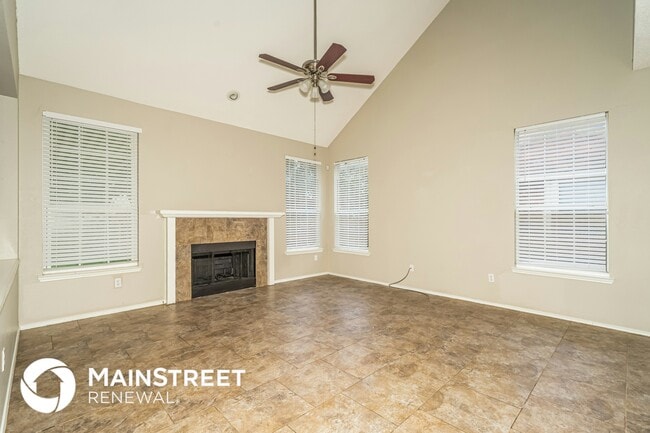 Photo - 7501 Meadow Creek Dr