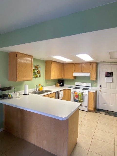 Photo - 4011 E Village Cir