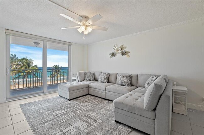 Photo - 1051 Hillsboro Mile Unit 305E