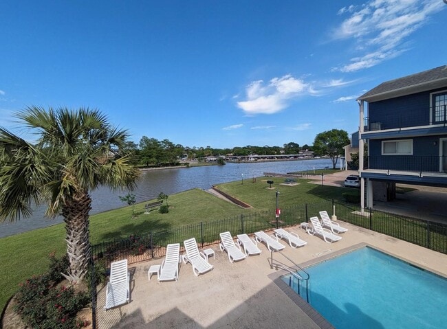 Building Photo - 18519 Egret Bay Blvd Unit 1405
