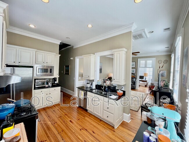 Photo - 192 Wentworth St