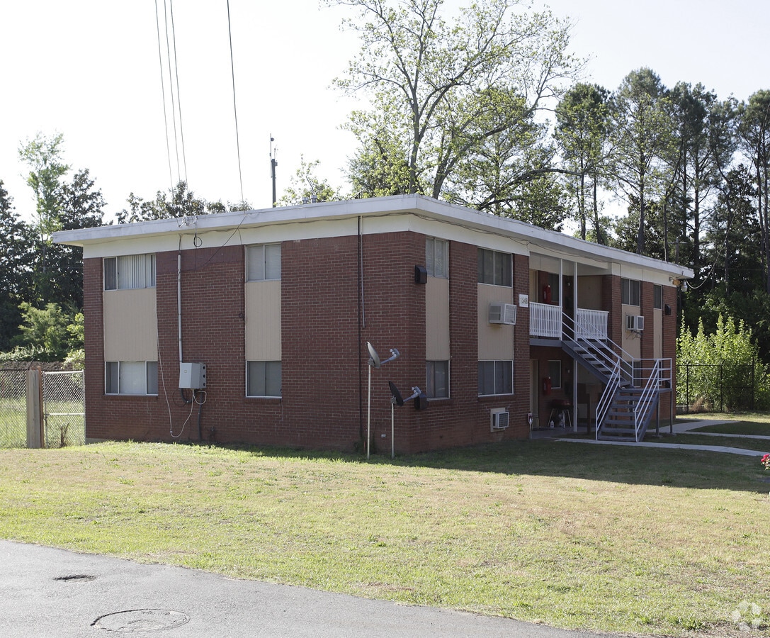 Photo - Henry at Harvard
