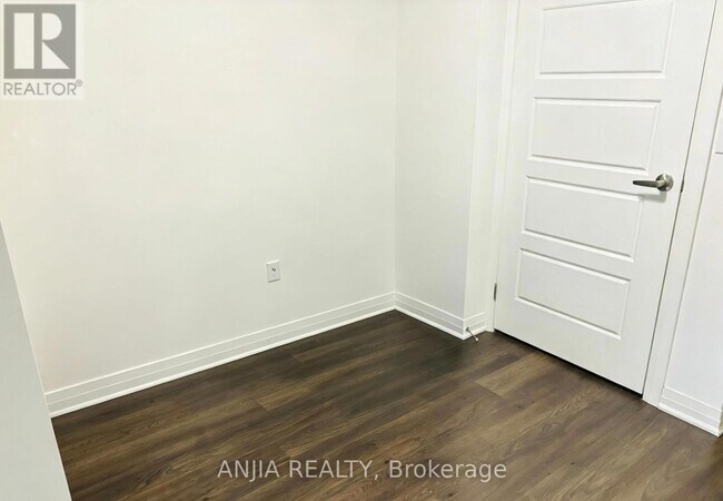 Photo - 155 William Duncan Rd