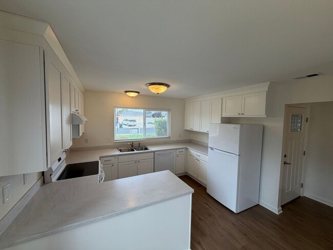 Photo - 1310 Lesley Ct