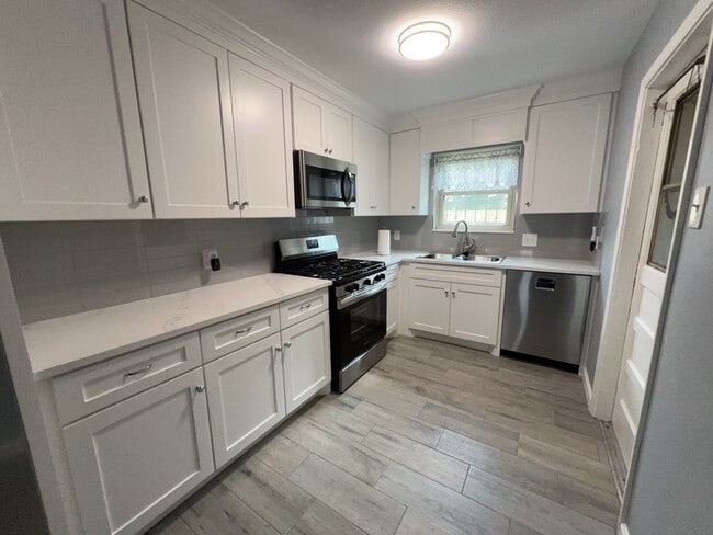 Photo - 3106 Madeley St
