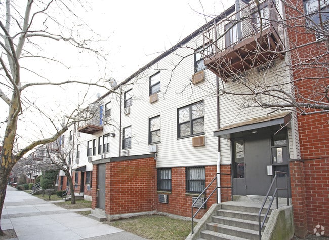 Brownsville Gardens