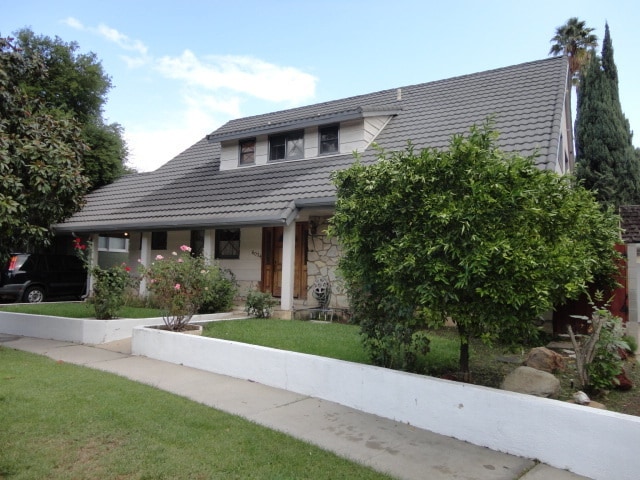 Building Photo - Elegant 4 + 3.5 Pool Home Van Nuys Coming Soon – Available for Showings March 23, 2026