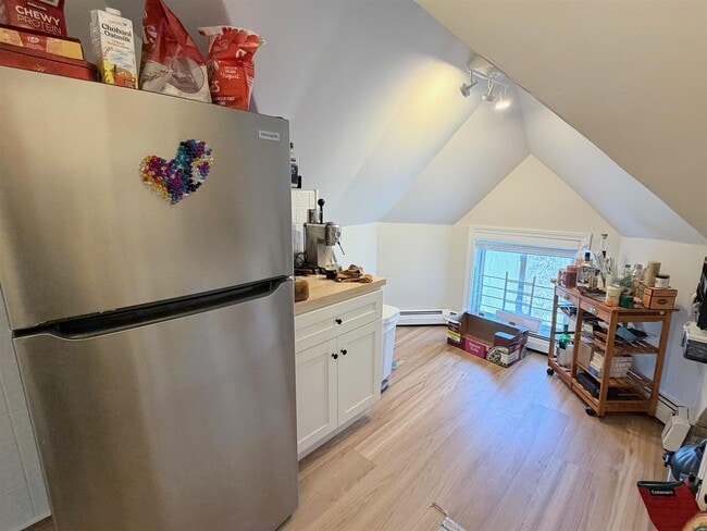 Photo - 72 College Ave Unit 3