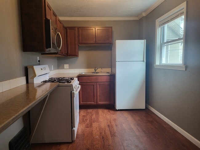 Photo - 241 Irisdale Pl