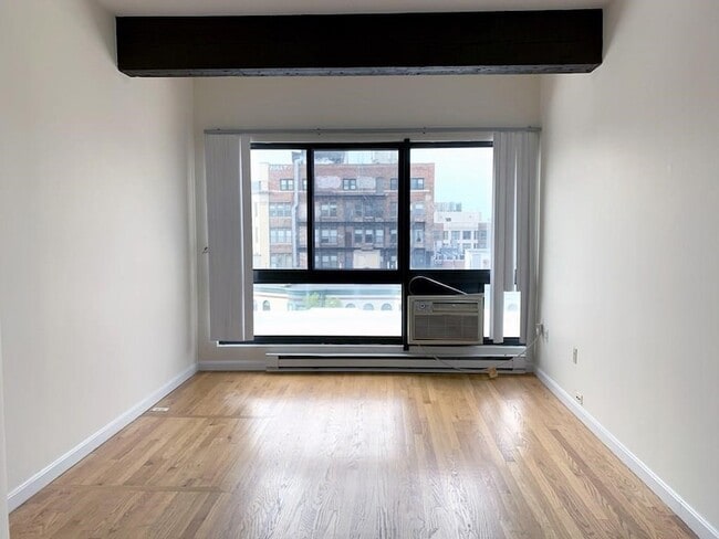 Photo - 12 Stoneholm St Apartment