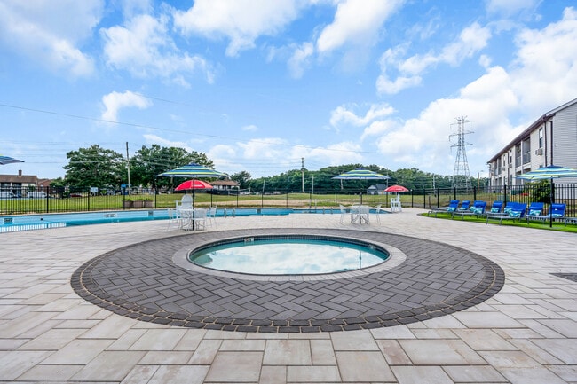 Nuestra piscina recientemente renovada