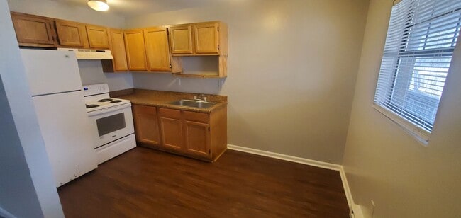 Photo - 1400 W Academy St Unit 9