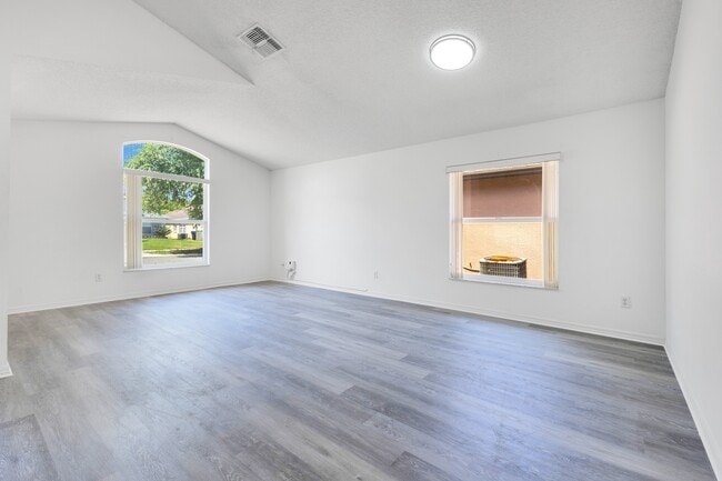 Photo - 7931 Oakstone Ct