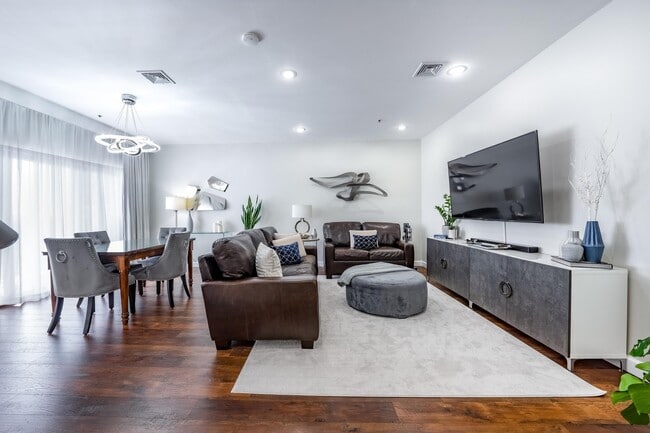 Building Photo - 517 74th St Unit 413 Rental