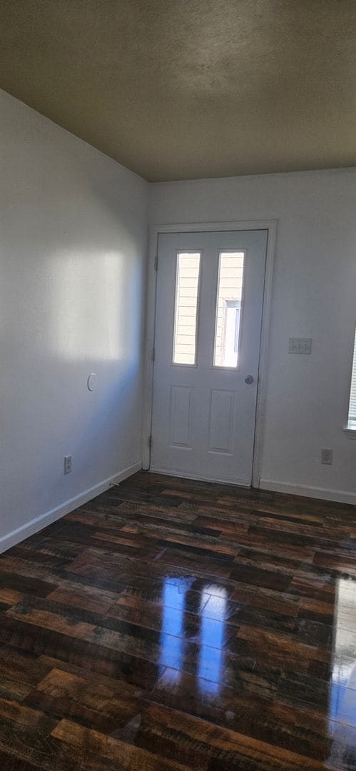 Photo - R757 Unidad A