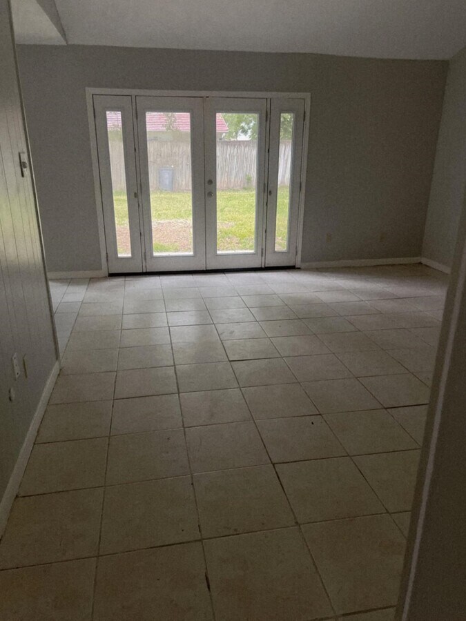 Photo - 23302 Whispering Willow Dr