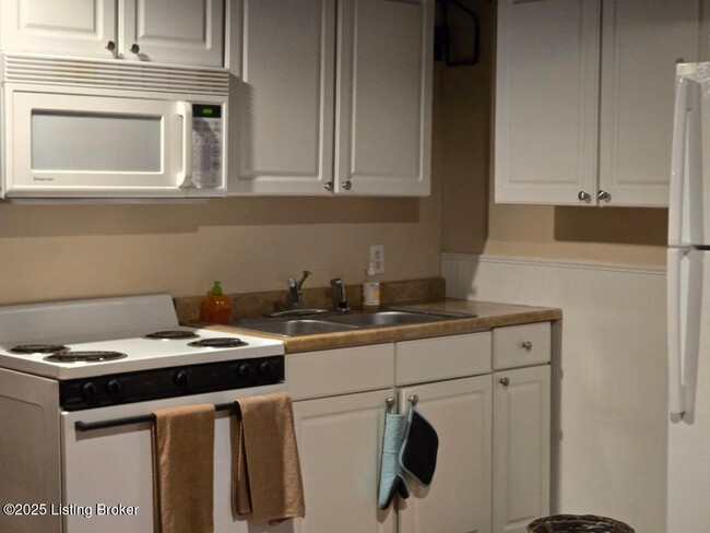 Photo - 126 S Sherrin Ave Unit Basemnt