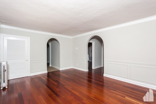 542 W Surf St Unit 1BED