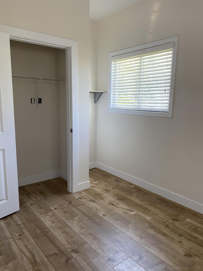 Photo - 45400 Jackson St