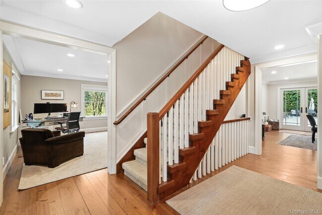 Photo - 548 Anderson Hill Rd