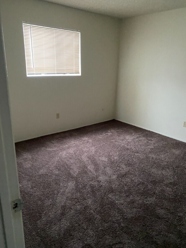 2401 Christmas Tree Ln Apartment Bakersfield, CA