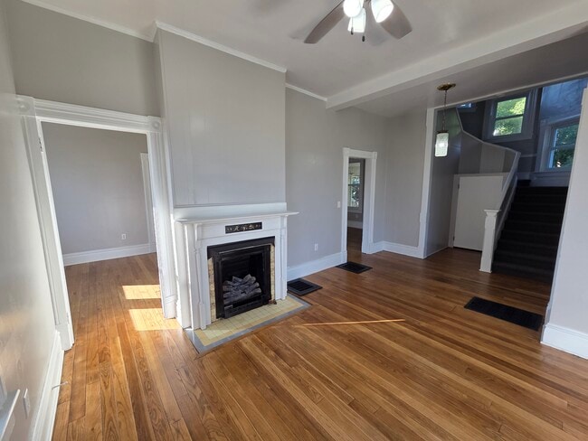 Photo - 709 Dewitt Ave