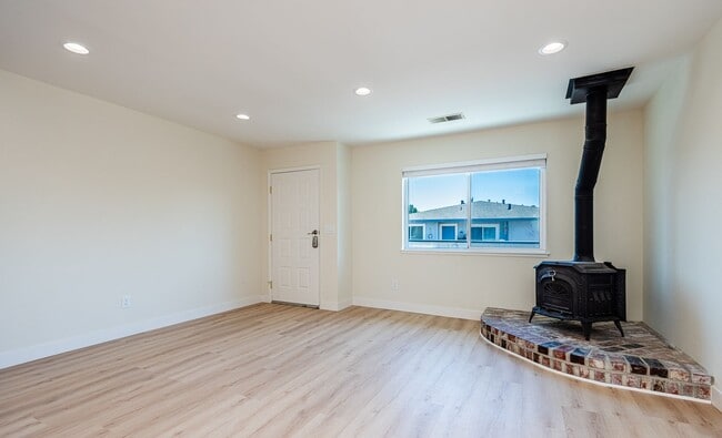 Photo - Soquel Knolls – Gorgeous Fully Remodeled 3BD / 1.5BA Second-Floor Condo