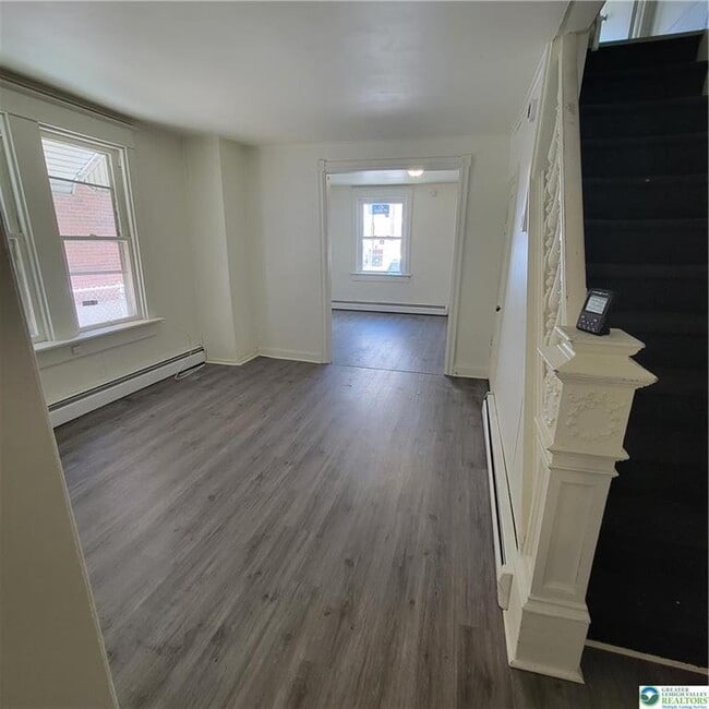 Photo - 132 W Chew St