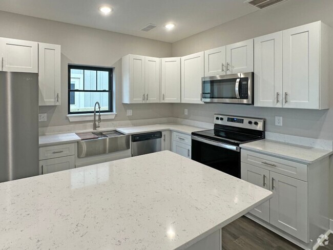 Building Photo - New Construction 3/2 Townhome in Buffalo C...