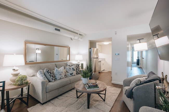 Living Room - The Heights at Gateway Park