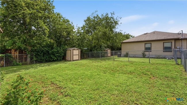 Photo - 147 Rosedale Ave