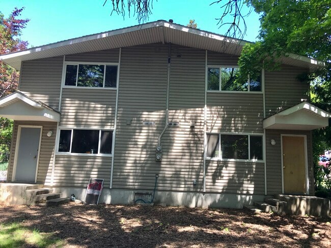 Photo - 1165 NE Harvey Rd