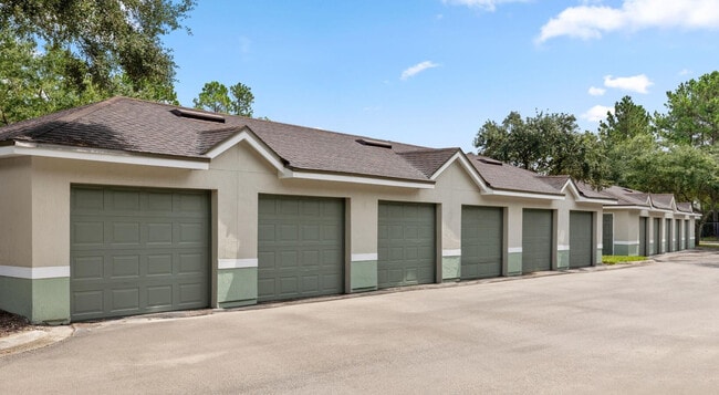 The Vale at Baymeadows