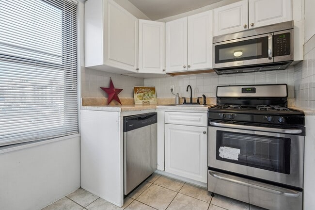 Photo - 135 Montgomery St Unit 26