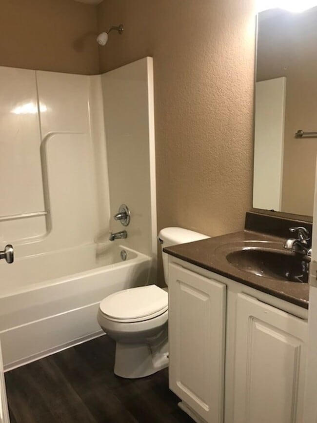 Photo - 1700 Tennessee St