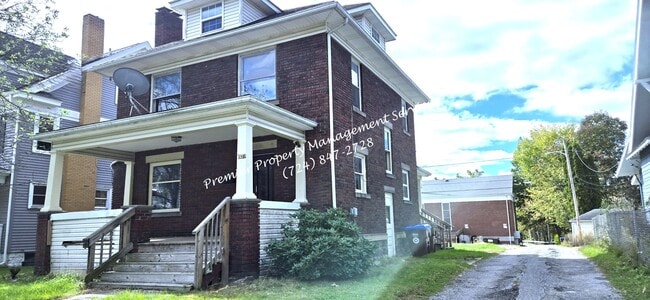 Photo - 180 Cedar Ave