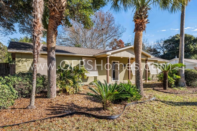 Photo - AVAILABLE NOW... 3/2 in Destin!!