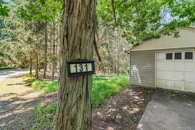 131 Hill Rd