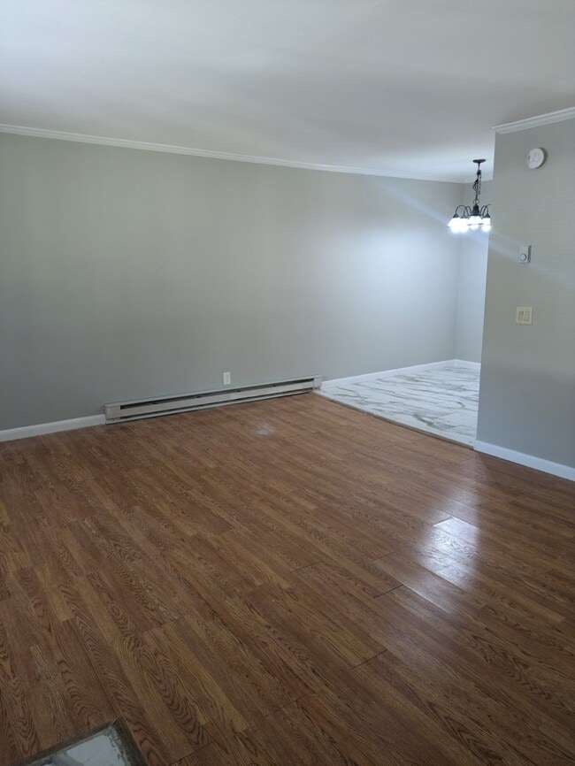 Photo - 550 Harding Pl Unit F109