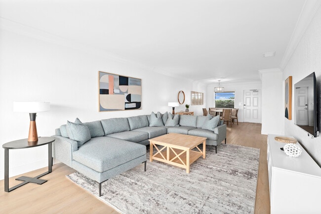 Photo - The Palm Beach Resort & Beach Club