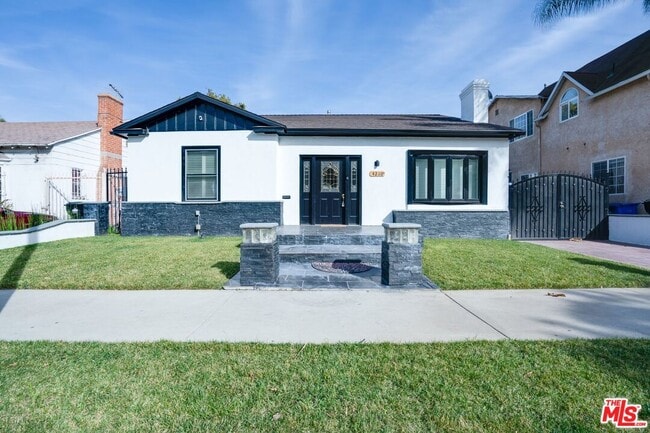 Photo - 4210 Palmero Blvd