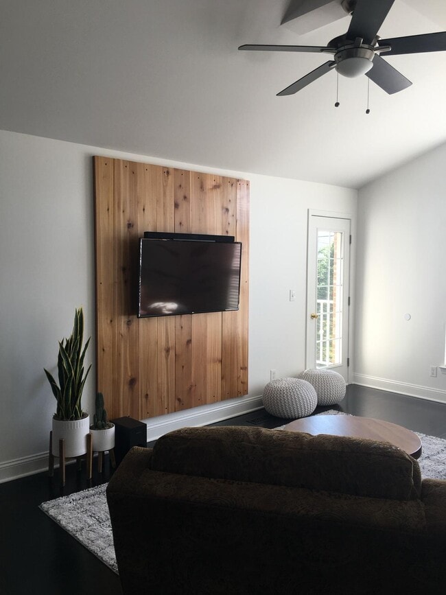 Living Room - 5294 Brookemonte Cir