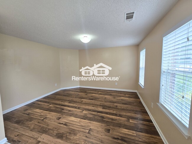 Photo - 1576 Rogers Crossing Dr