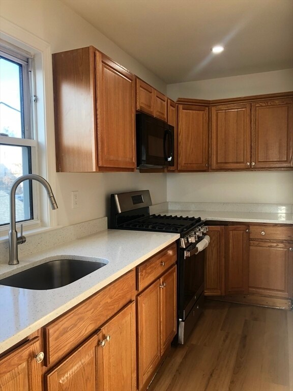 Photo - 83-85 Neptune St Unidad # 2