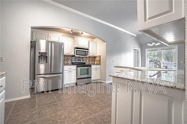 Photo - 3101 SW Gumleaf Rd
