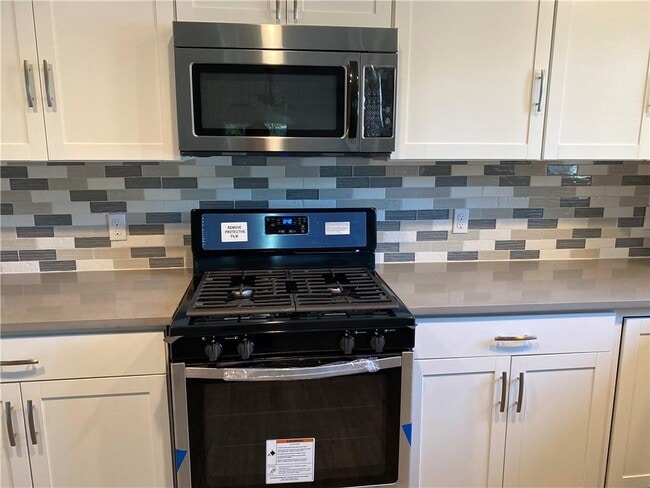 Photo - 6107 Carnation Terrace