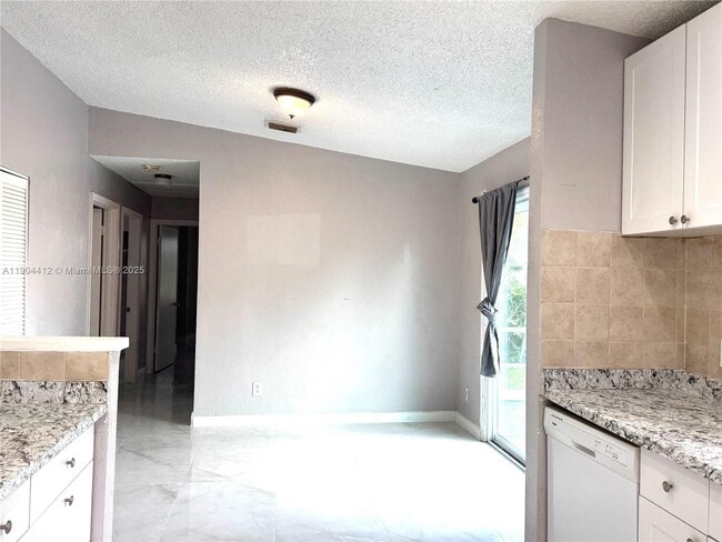 Photo - 7541 Atlanta St