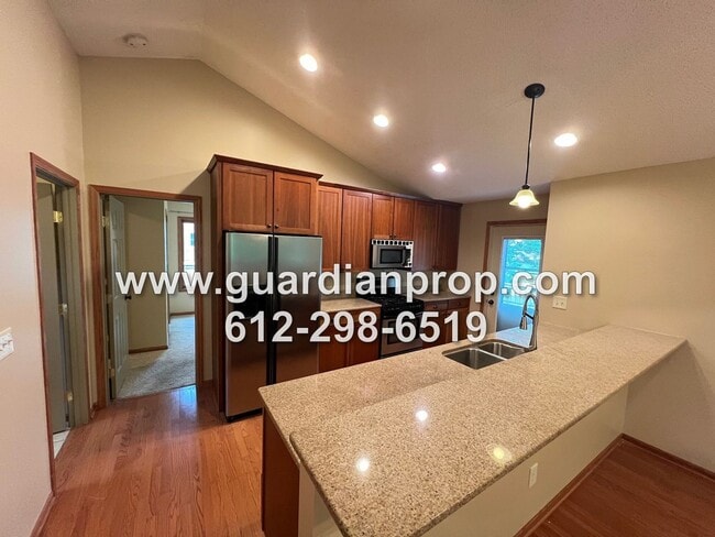 Photo - 1158 Summit Ave