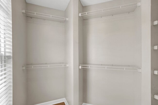 Photo - 1345 Bell Rd