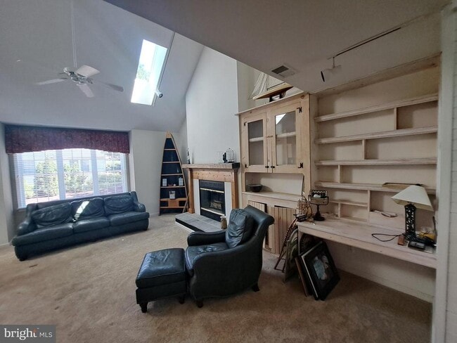 Photo - 123 New Rd